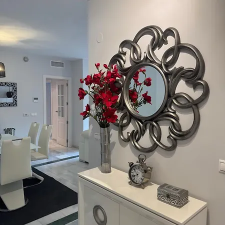 Apartment Elviria Playa *