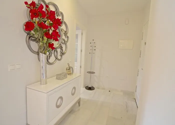Apartment Elviria Playa *